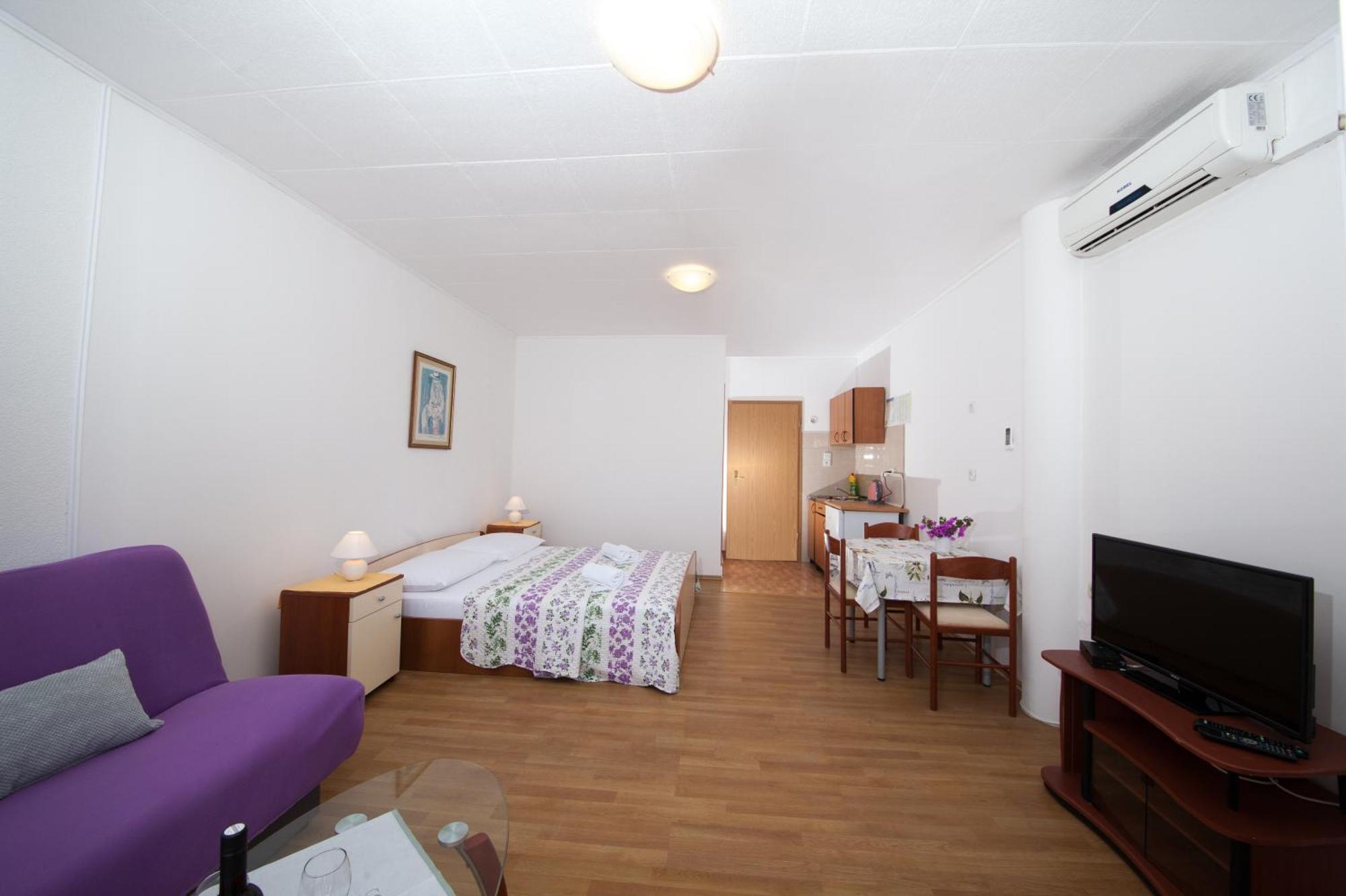 Apartments Kovacic Макарска Номер фото